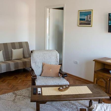 Apartmán Dvosoban Stan U Strogom Centru Kruševac Exteriér fotografie