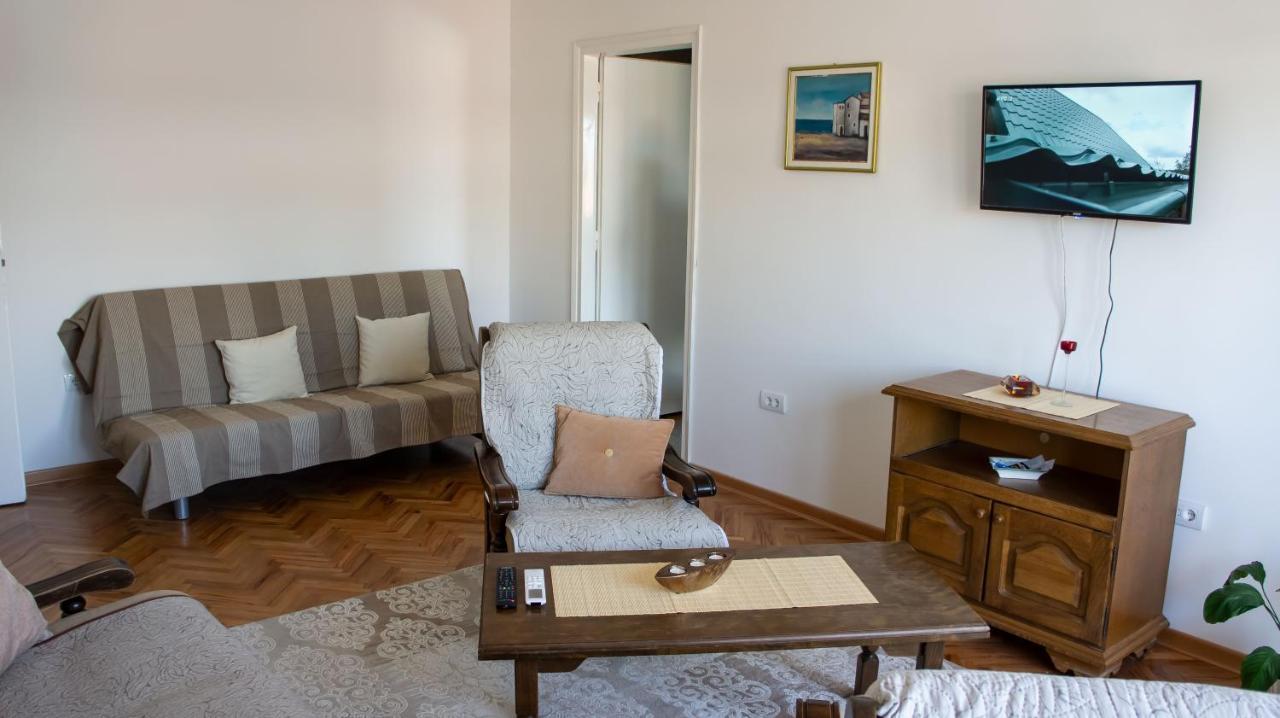 Apartmán Dvosoban Stan U Strogom Centru Kruševac Exteriér fotografie